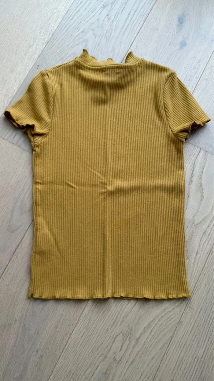 Tshirt moutarde - photo numéro 2