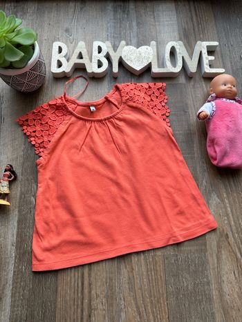 - Tee shirt - 3 ans - bon état