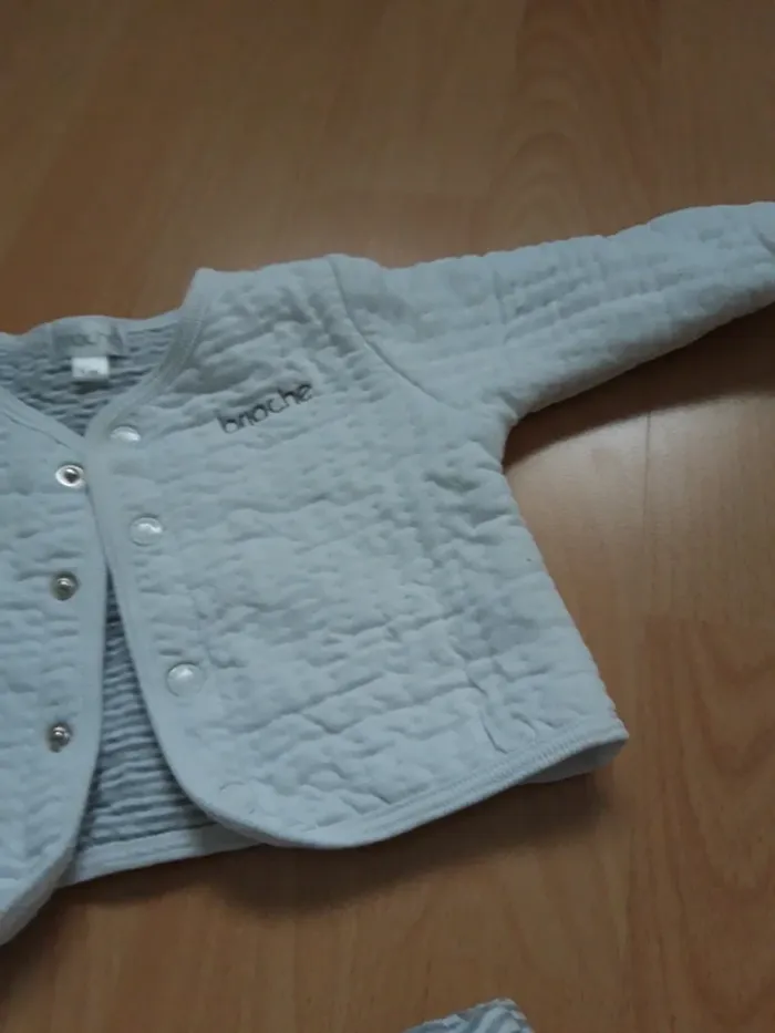 Ensemble 3 pièces : pantalon, tee-shirt, veste - photo numéro 8
