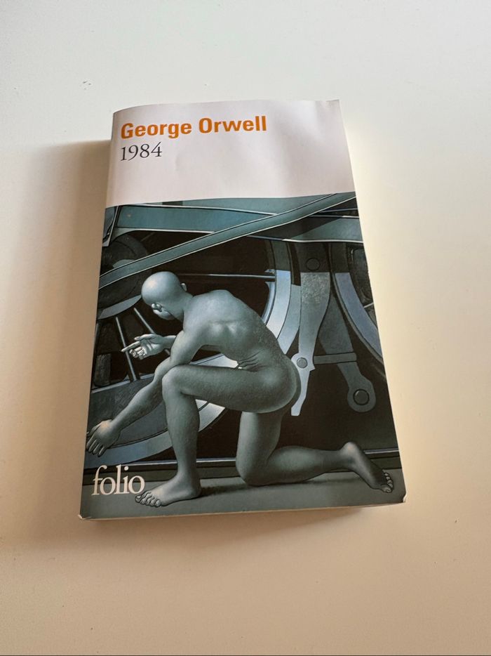Livre 1984 de George Orwell édition folio