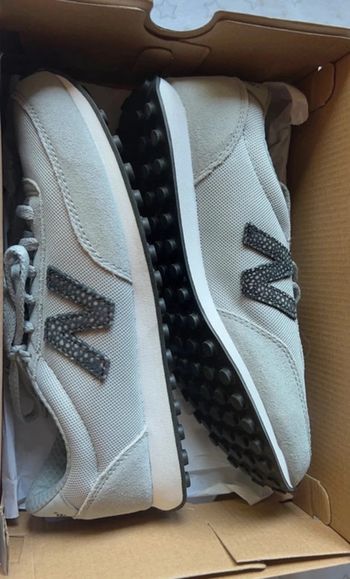 Baskets grises New Balance 37 neuves avec étiquette