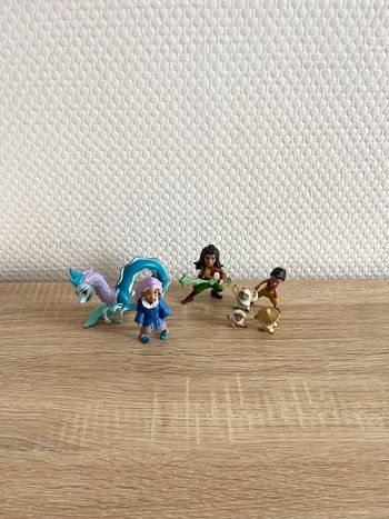 Lot de figurines du film Raya 🌸