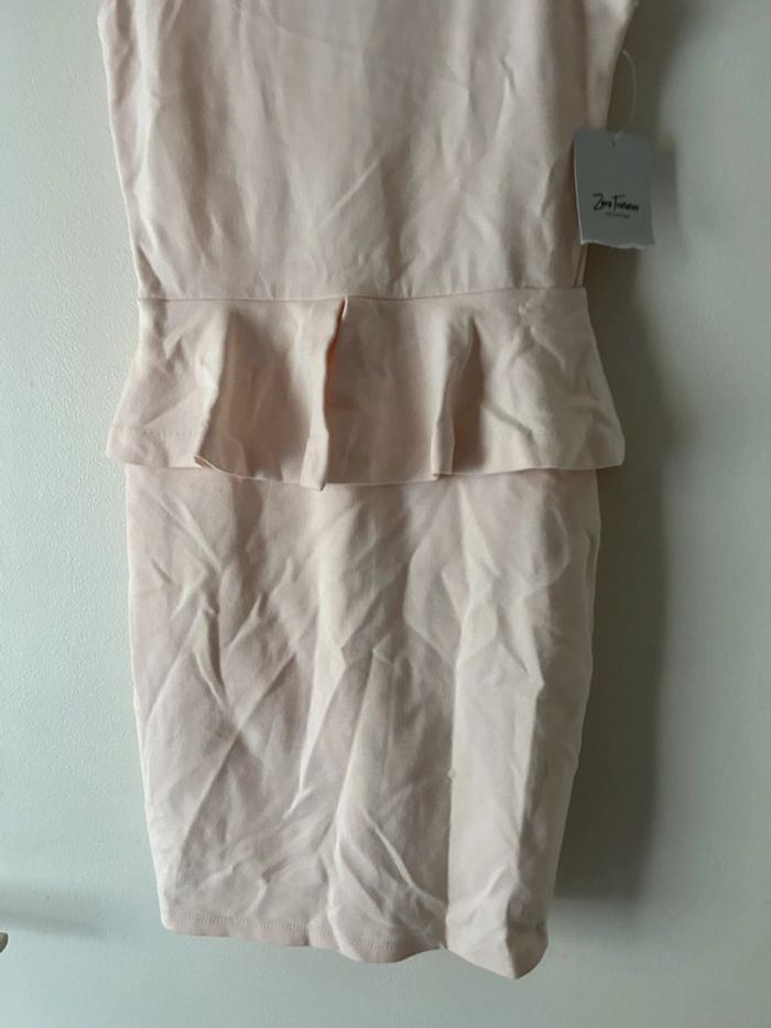 Robe Zara neuve - photo numéro 3
