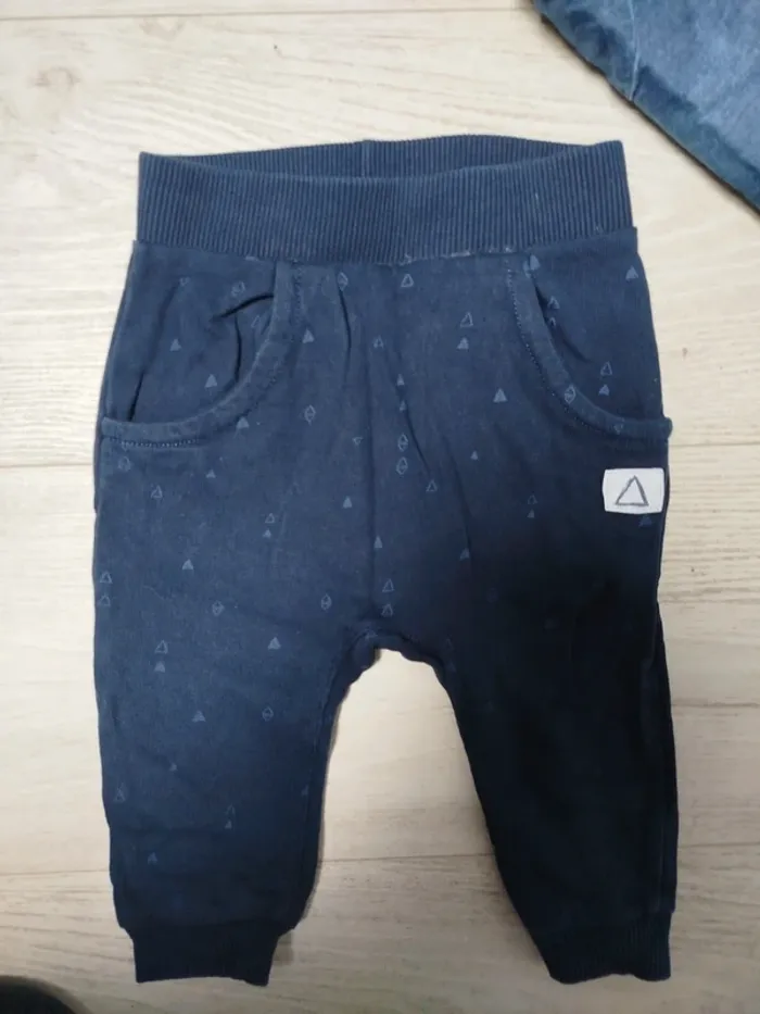 Lot de vêtements 6mois - photo numéro 4