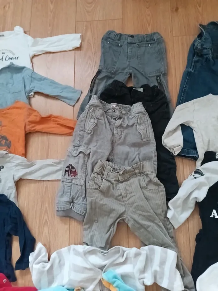 Lot de 19 vêtements hiver 18 mois garcon - photo numéro 4