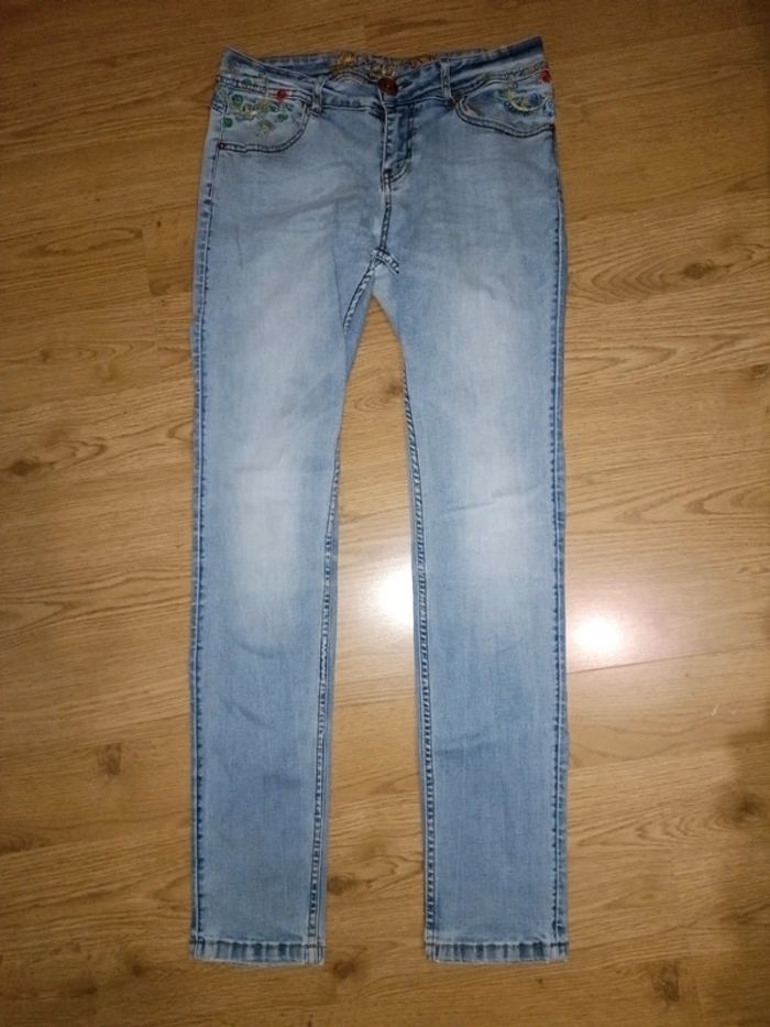 Jean Desigual taille 40 bon état