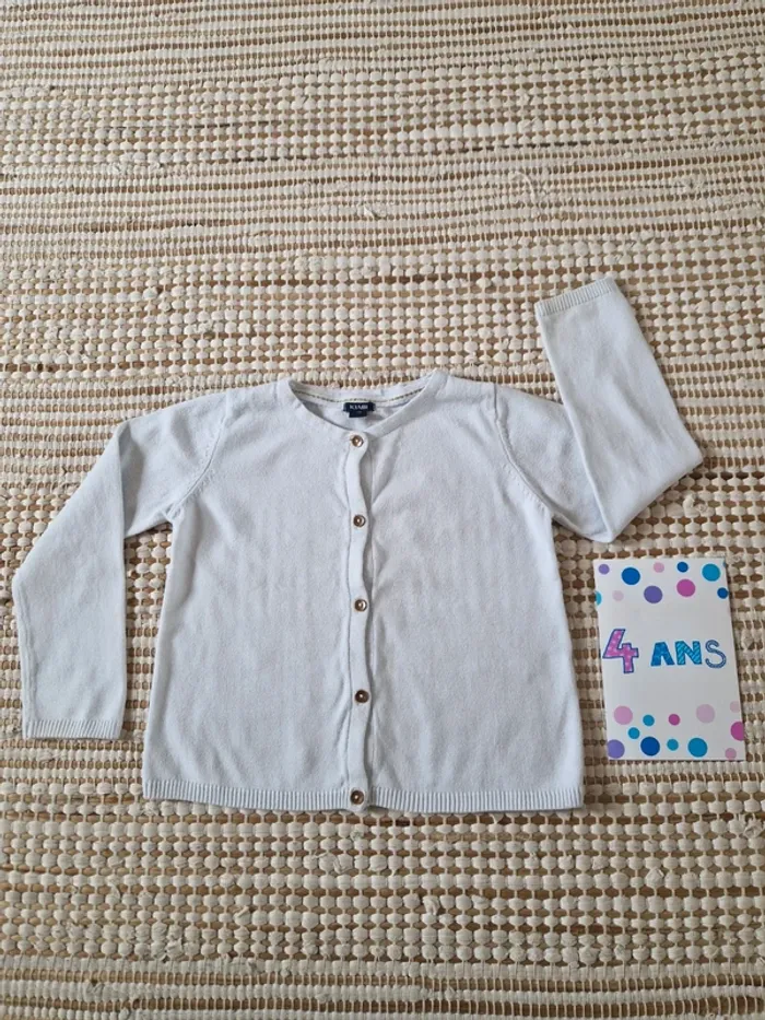 Joli gilet blanc - 4 ans (KIABI) 🤍 - photo numéro 2