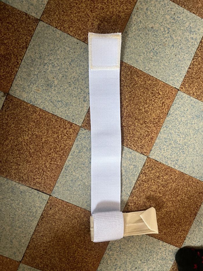 Manique de Gym Neuve Maninos Ninenine T1 - photo numéro 2