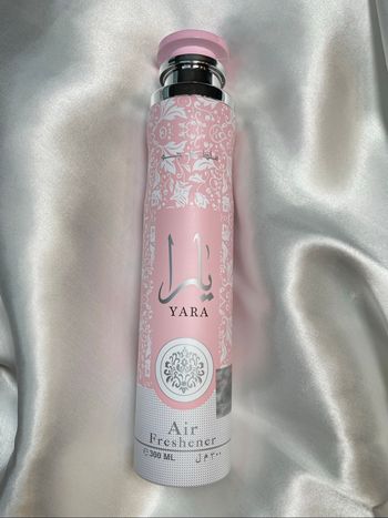 YARA – Spray parfum d’ambiance oriental gourmand 300ml