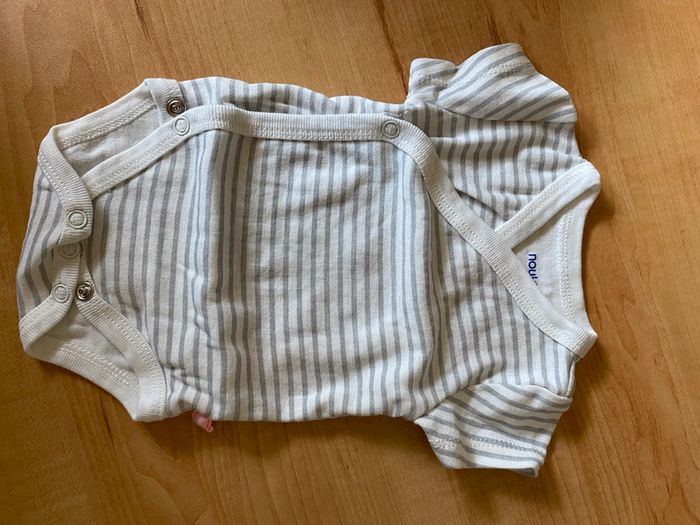 Lot de 2 bodies - photo numéro 3