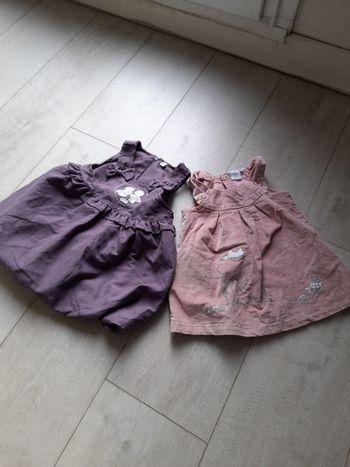 Lot de 2 robes hivers 6 mois