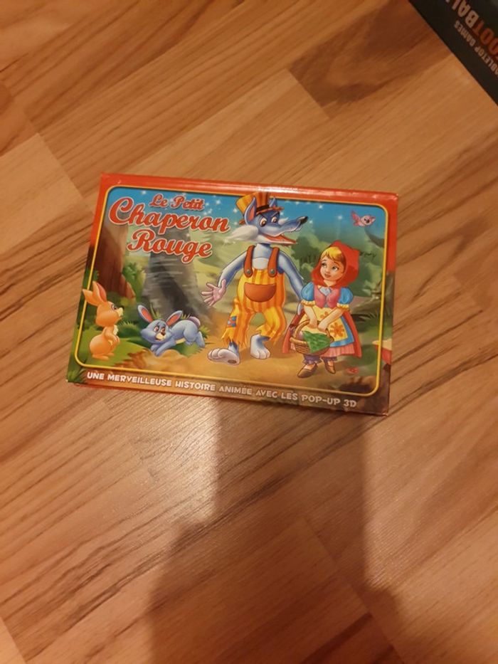 livre 3 d petit chaperon rouge