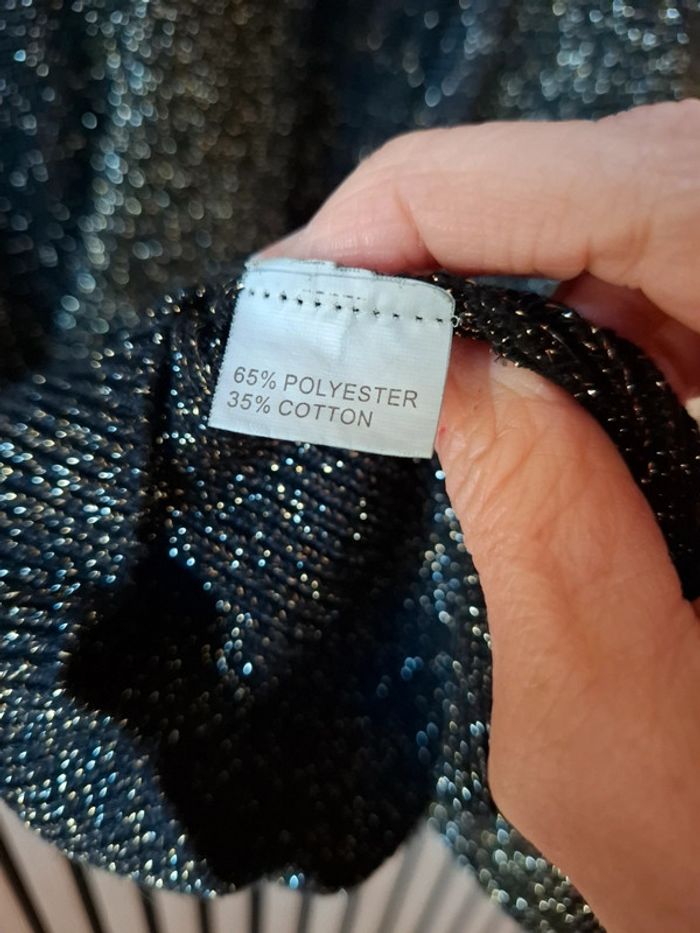 Haut noir fils dorés manches chauves souris T unique - photo numéro 6