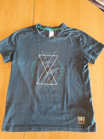 T-shirt garçon 10/11 ans