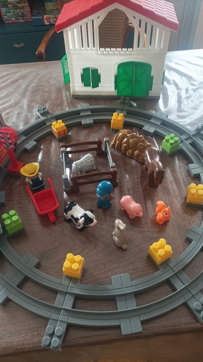 Petit train maison - photo numéro 2