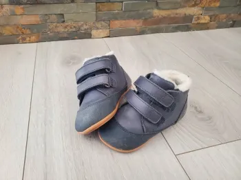 Chaussure taille 22