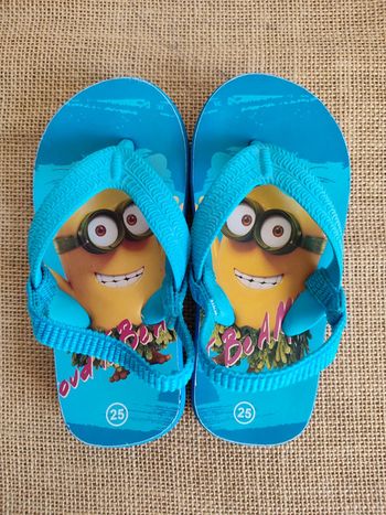 Tongs avec élastique Les Minions en 25