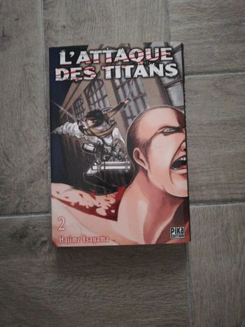 Livre L'attaque des titans 2