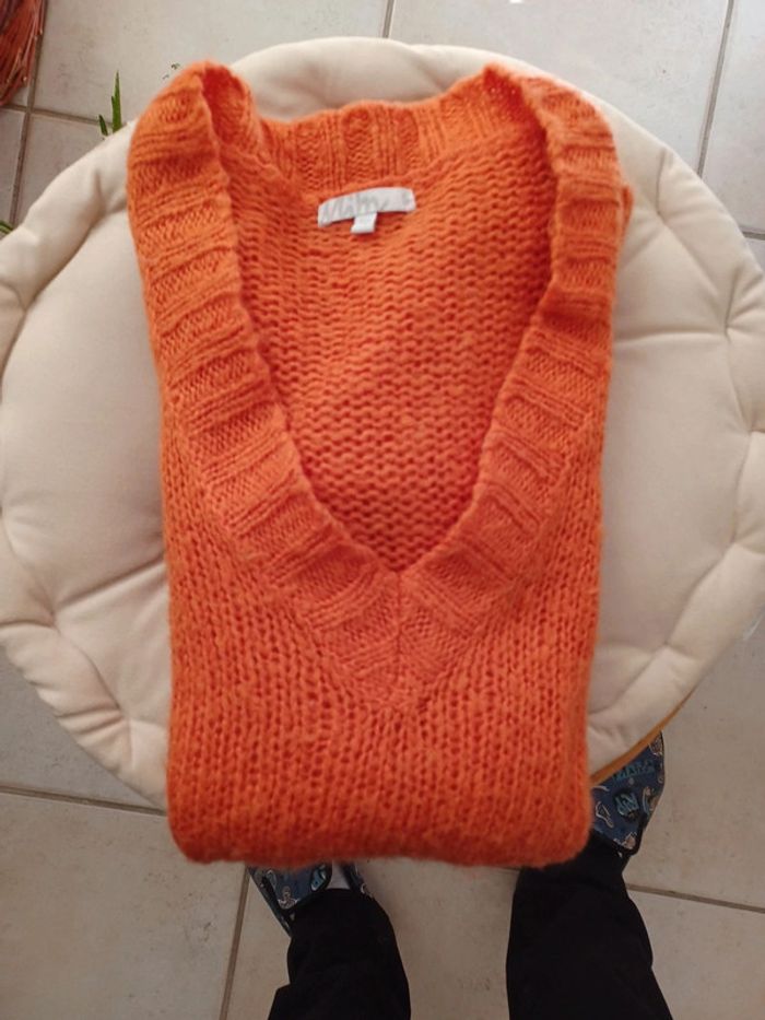 Pull long col V orange cuivré taille 0 Mim