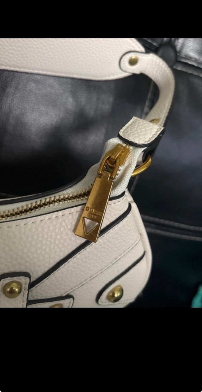 Sac GUESS - photo numéro 4