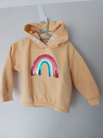 Sweat à capuche jaune - arc en ciel