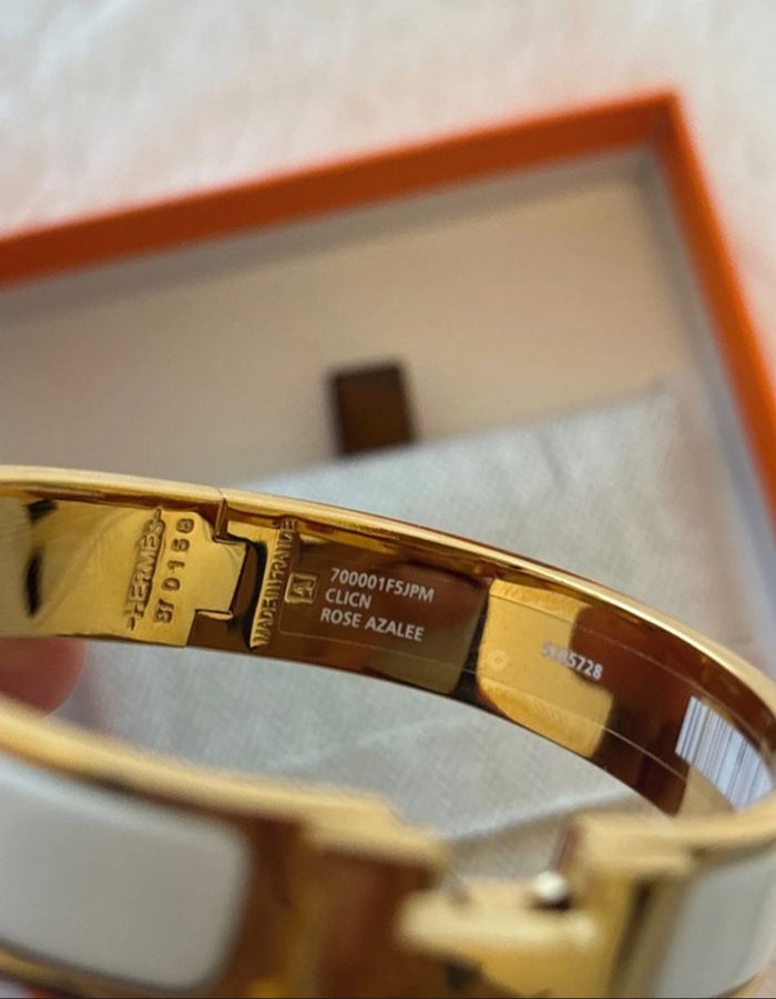 Bracelet Hermès Clic H - Taille PM - Blanc/Or - Très bon état avec boîte et facture - photo numéro 4