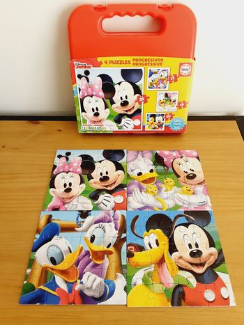 Jeu jouet valise de 4 puzzles progessifs Mickey Mouse Disney