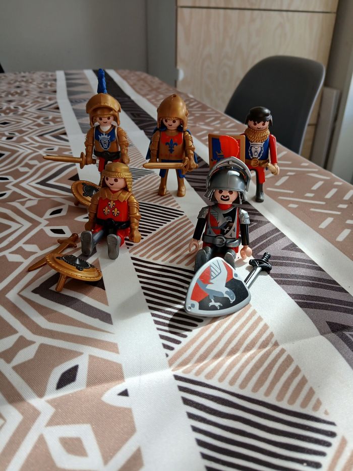 Playmobil lot 5 chevaliers