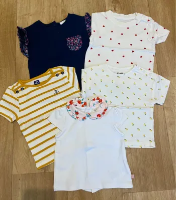 Tee shirts