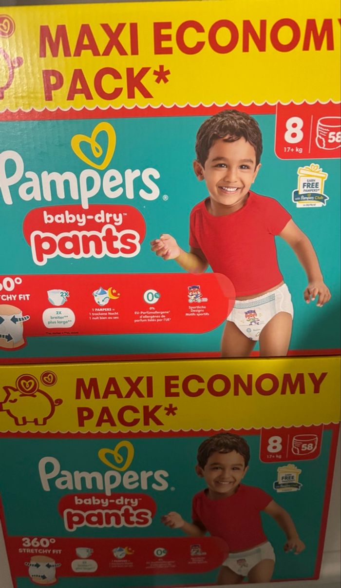 Couches Pampers pants taille 8 (lot de 2 cartons) neuf