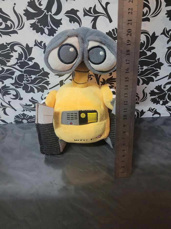 Peluche disney store wall e 20 cm en très bon état - photo numéro 8