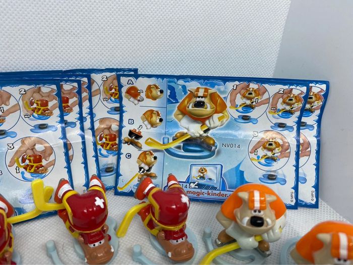 Lot de 6 surprises kinder hockeyeur + papier - photo numéro 5