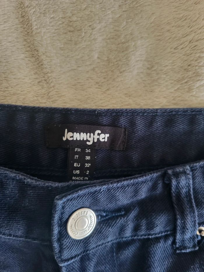 Magnifique short bleu marine . - photo numéro 2