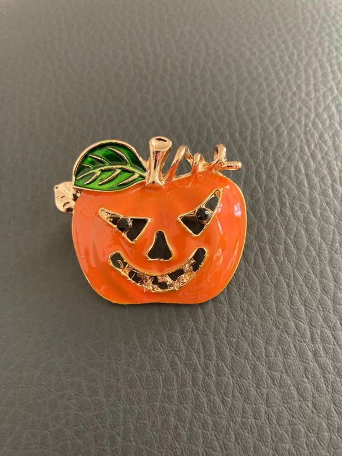 Broche citrouille