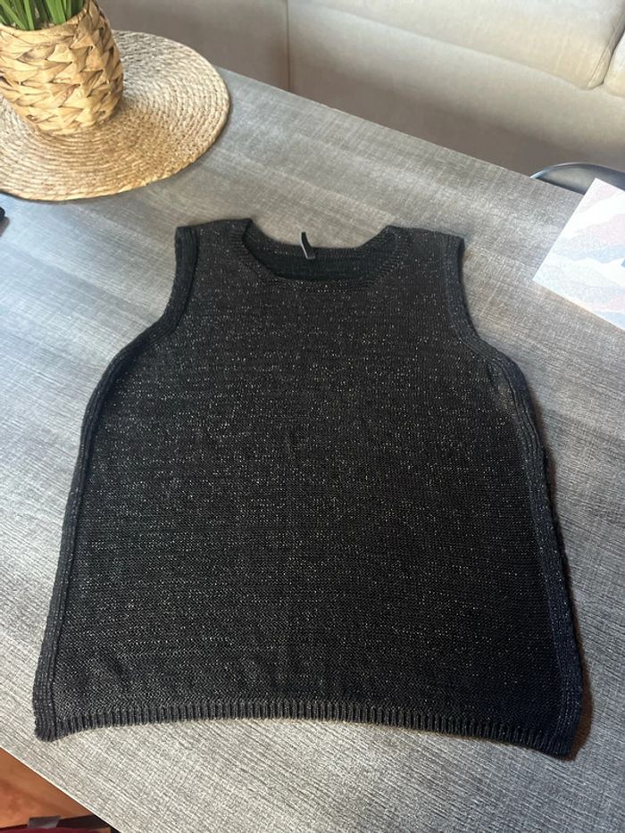 Petit haut pailletée, taille L, ouvert sur les côtés, très chic