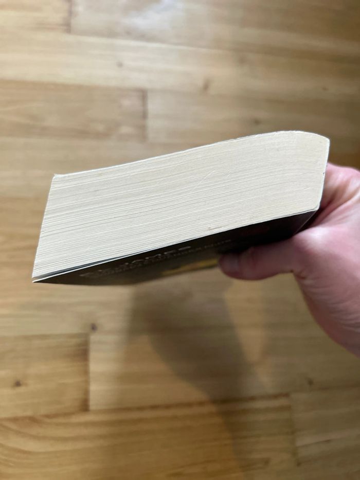 Livre cinquante nuances plus sombres - photo numéro 5