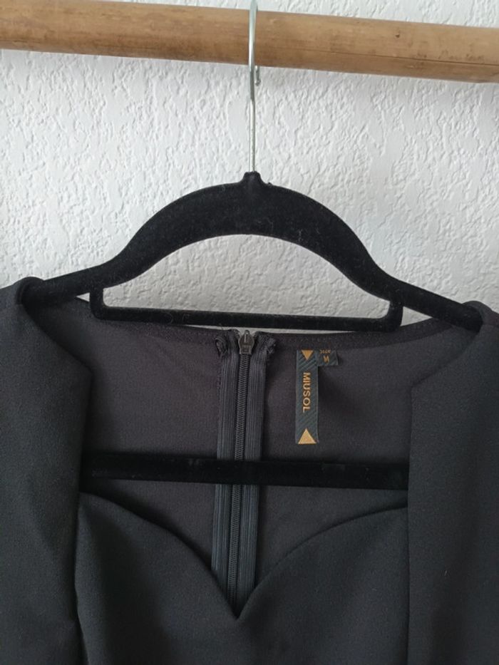 Jolie robe noire Miusol taille M - photo numéro 3