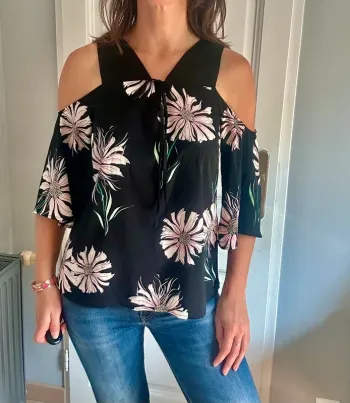 Blouse noire à épaules dénudées – Maison 123 S / 36 / 8·Très bon état