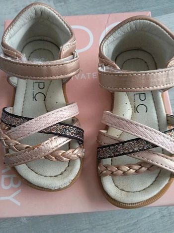 Sandalettes bébé fille,FPC,taille 20
