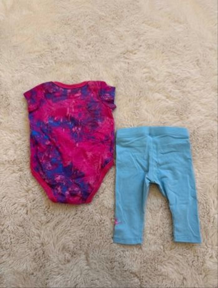 Ensemble Nike - photo numéro 2