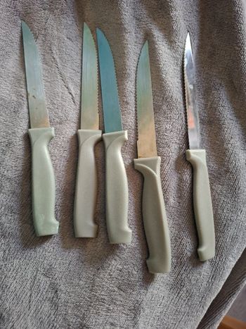 Lots de 5 couteaux à steack