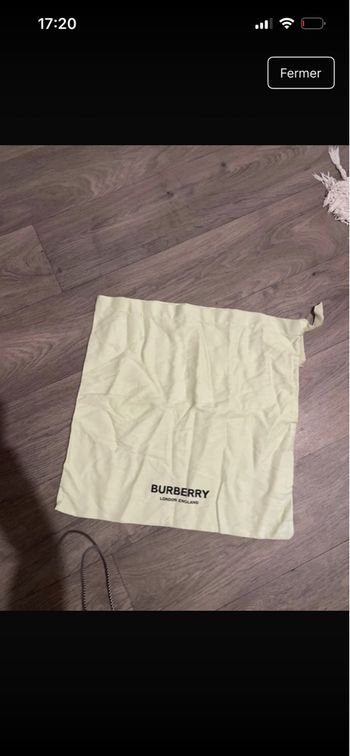 Pochette burberry