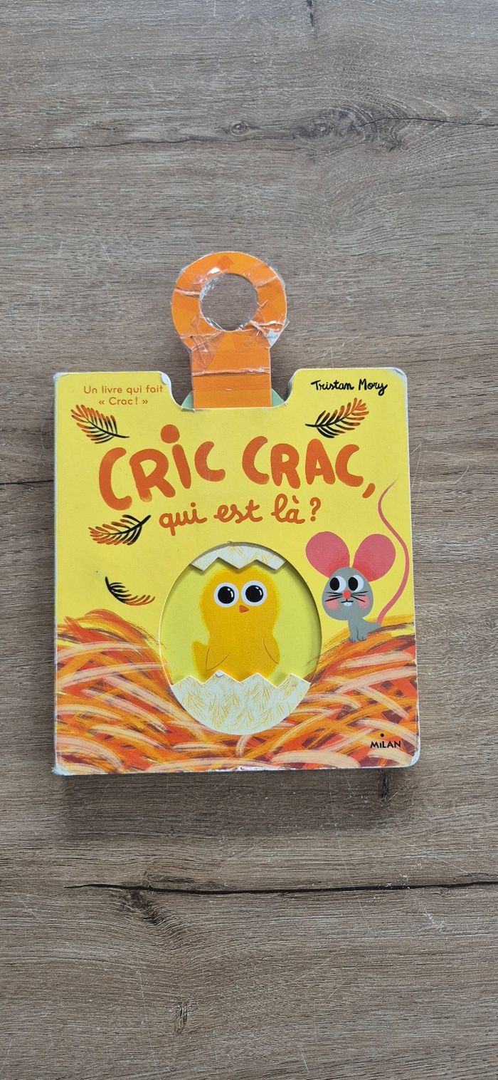 Livre Cric Crac, qui est là ? - photo numéro 2