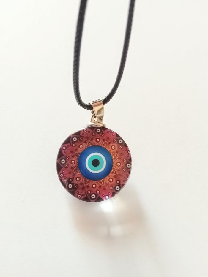 Collier corde de cire + pendentif celtique - photo numéro 3