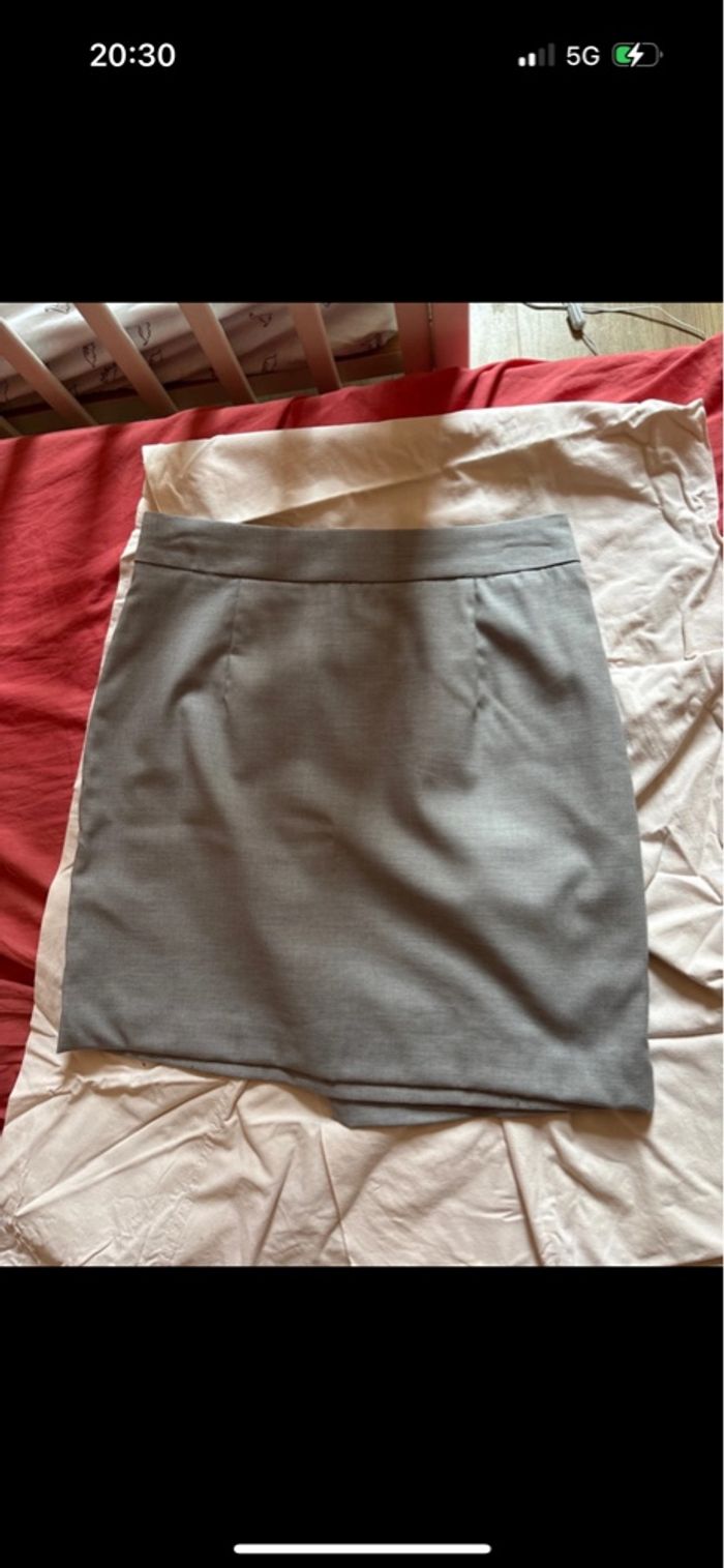 Jupe tailleur - photo numéro 3
