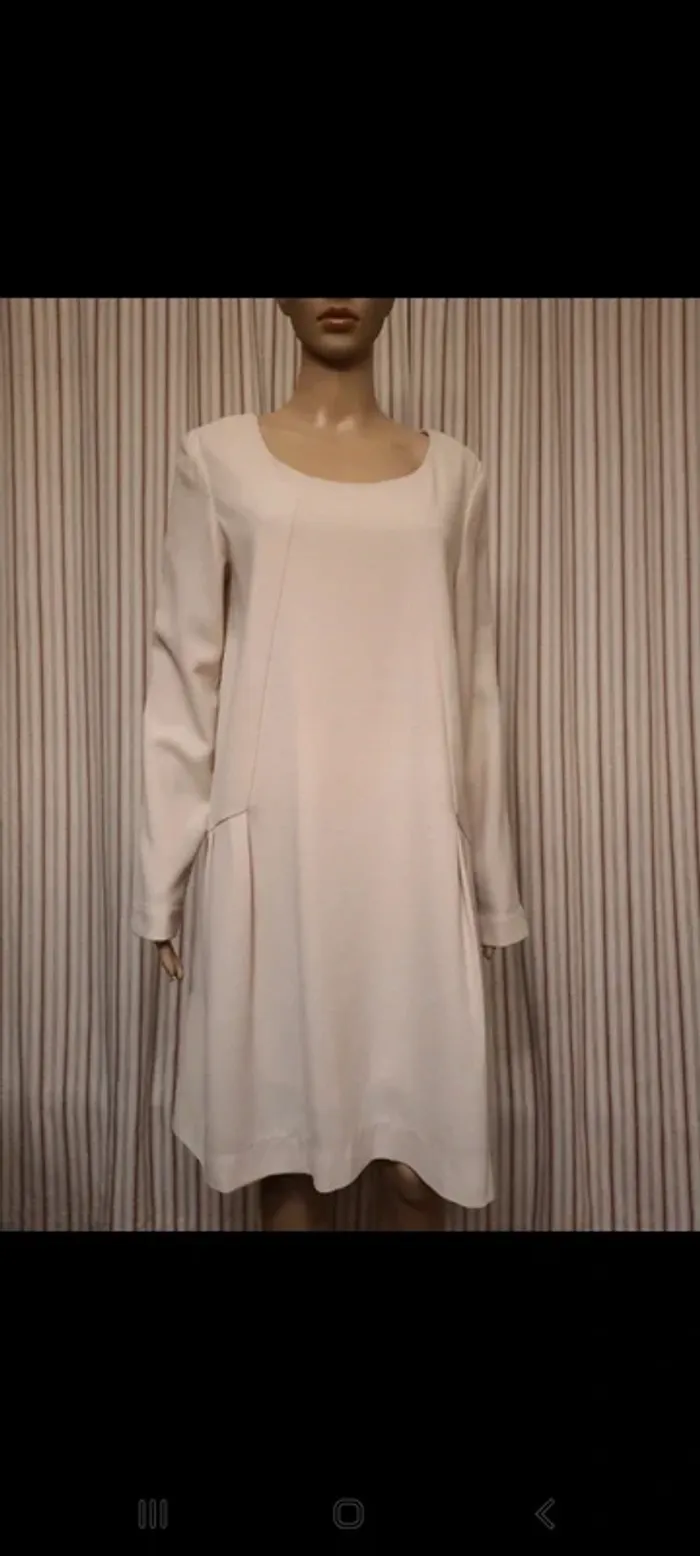 Jolie Robe couleur crème Stella Forest taille 40 - photo numéro 6