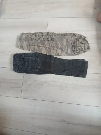 Lot 2 pantalons 24 mois garçon