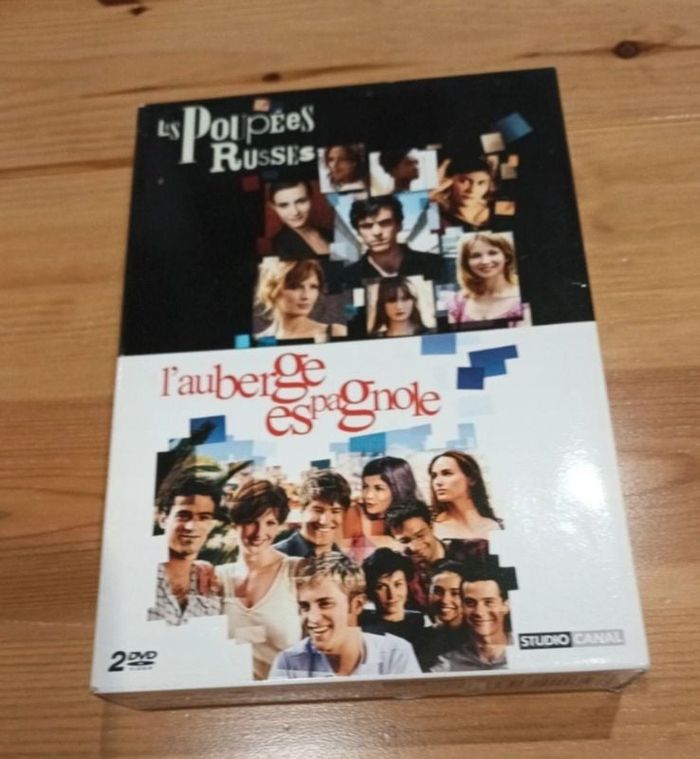 Lot de 2 DVD (2 DVD dans chaque boite)