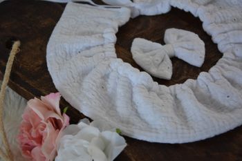 Col amovible avec barrette