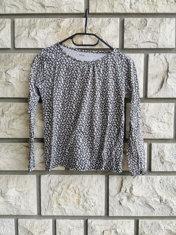 Manche longue à fleur